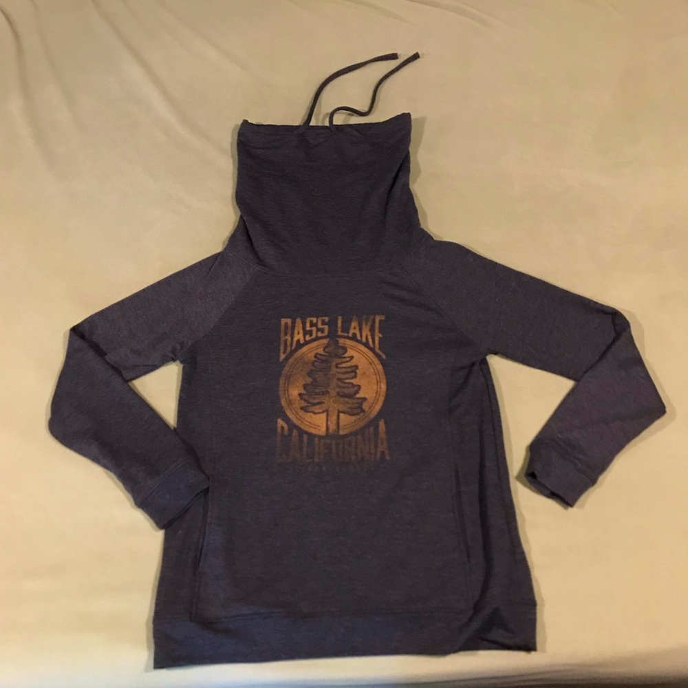 Heat Last Bass Lake Super soft Pullover Sweater
